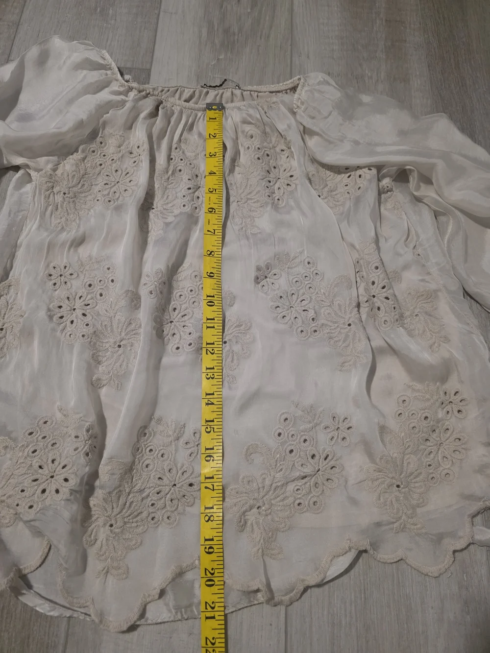 Viola Borghi Silk Blend Embroidered Peasant Blouse Off Shoulder Beige Size M Ita - Picture 11 of 13